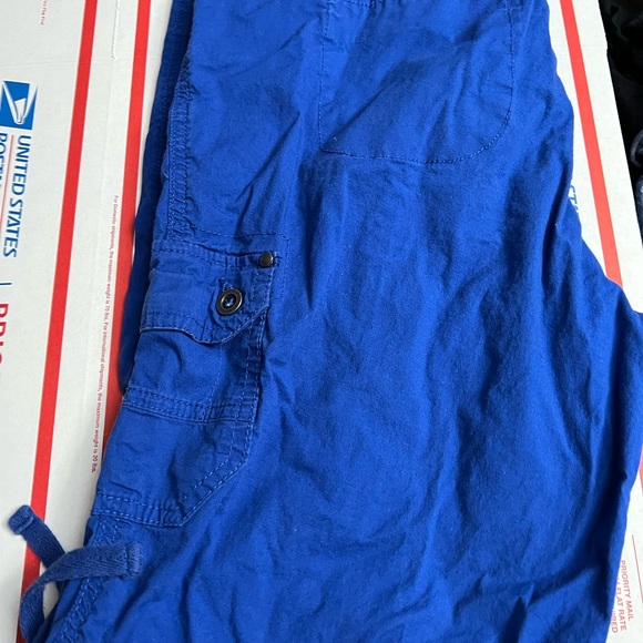 Ladies Sz 8 Blue Shorts - Picture 5 of 7